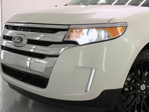 Used 2012 Ford Edge Limited image 21