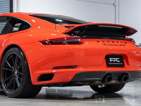 Used 2017 Porsche 911 Carrera GTS RWD image 14