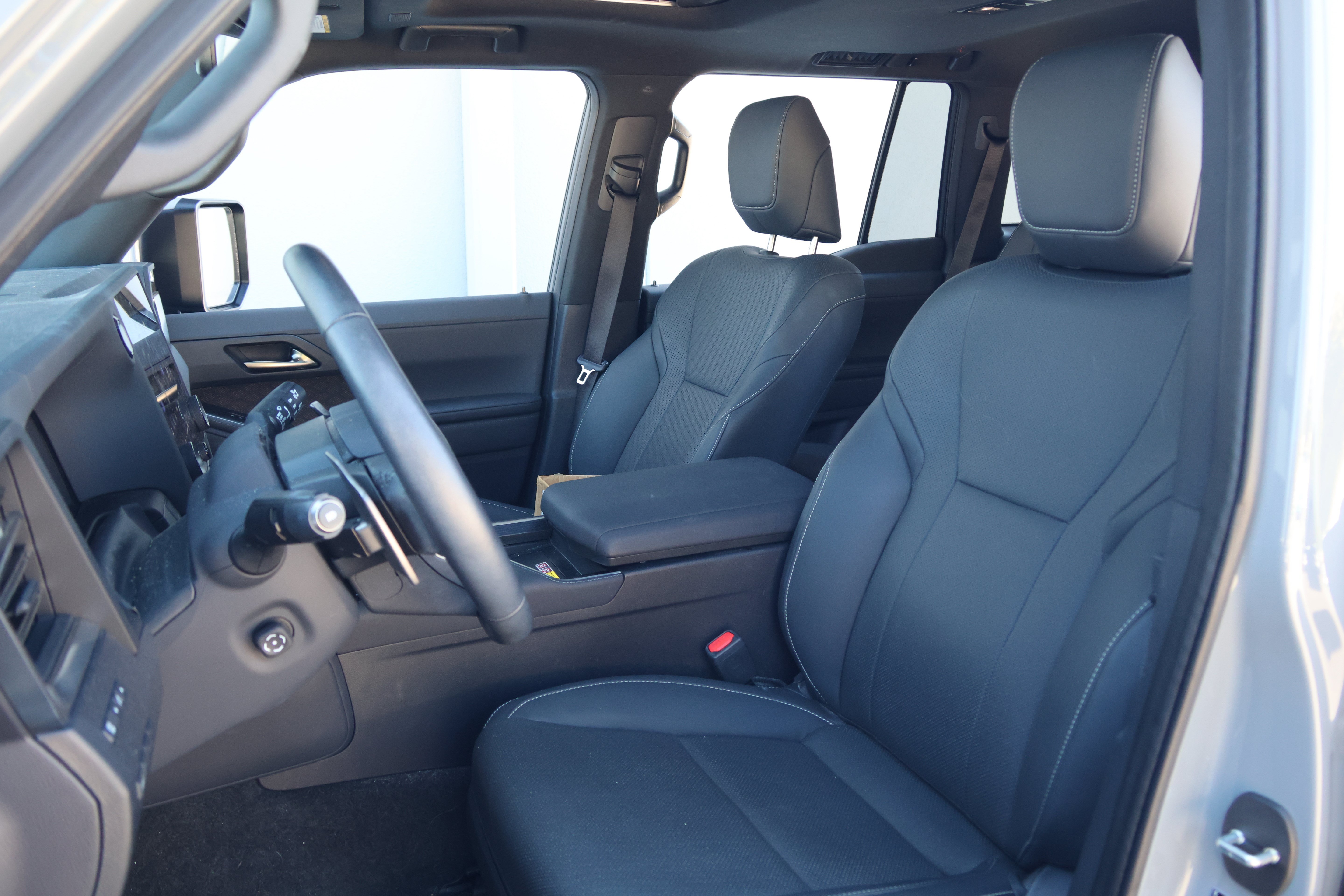 Used 2024 Lexus GX 550 w/ Accessory Package (Z1) AWD/4WD image 36