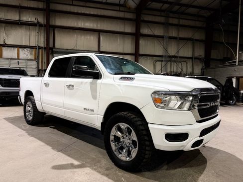 Used 2020 RAM 1500 Big Horn AWD/4WD image 2