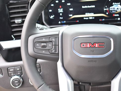 New 2026 GMC Sierra 1500 Elevation w/ LPO, Elevation Black Package image 24