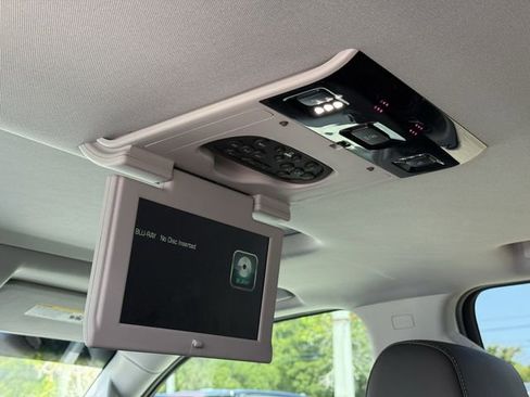 Used 2018 Chevrolet Tahoe LT RWD image 33