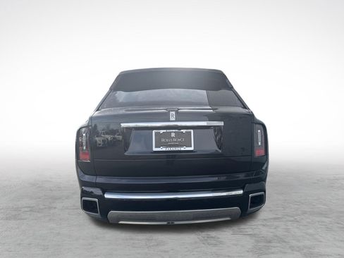 Used 2025 Rolls-Royce Cullinan AWD/4WD image 9