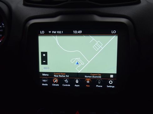 Used 2023 Jeep Renegade Latitude w/ Premium Group AWD/4WD image 17