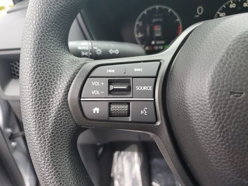 Certified 2025 Honda CR-V EX image 27