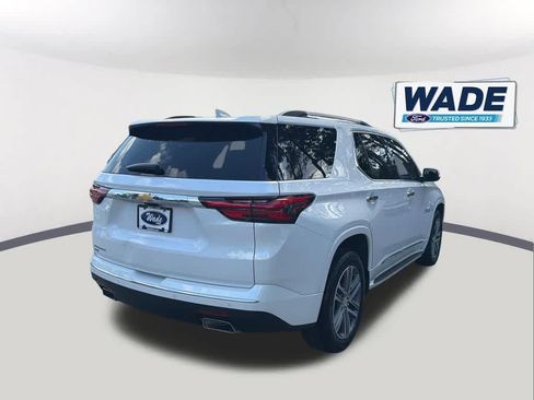 Used 2024 Chevrolet Traverse High Country FWD image 5