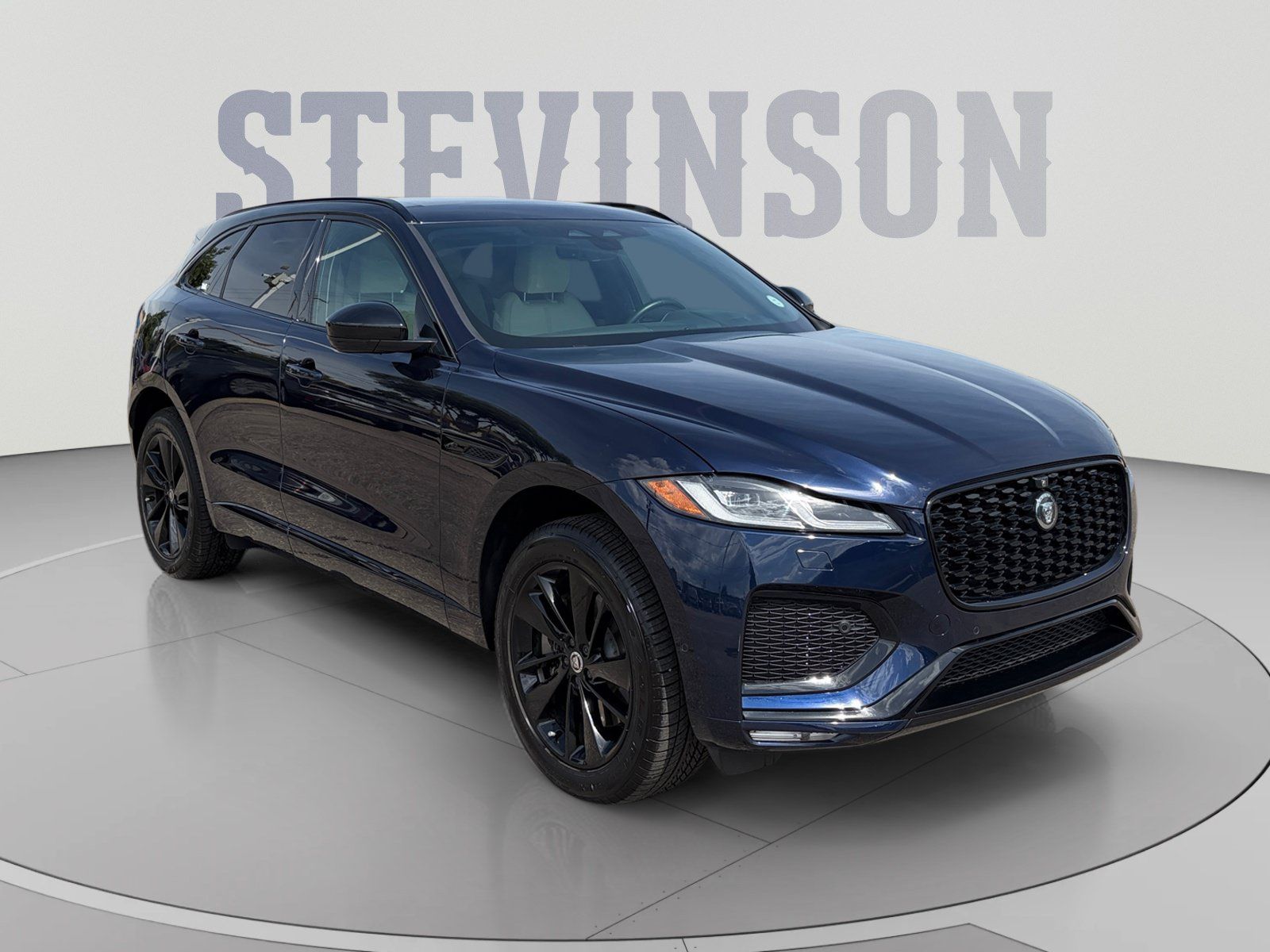 Used 2026 Jaguar F-PACE R-Dynamic S AWD/4WD image 7
