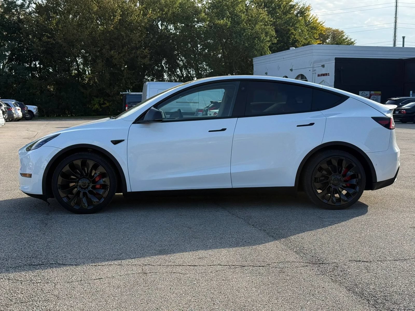 Used 2022 Tesla Model Y Performance AWD/4WD image 4
