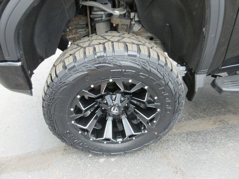 Used 2019 GMC Sierra 1500 AT4 w/ AT4 Premium Package AWD/4WD image 14
