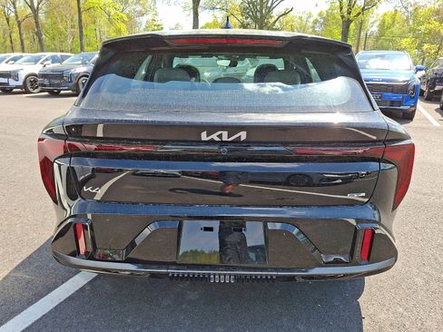 New 2026 Kia K4 GT-Line Turbo FWD image 3
