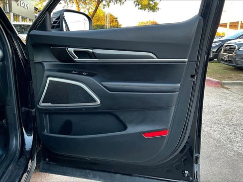 Used 2022 Kia Telluride LX image 21