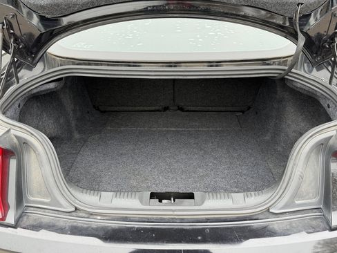 Used 2019 Ford Mustang Coupe image 24