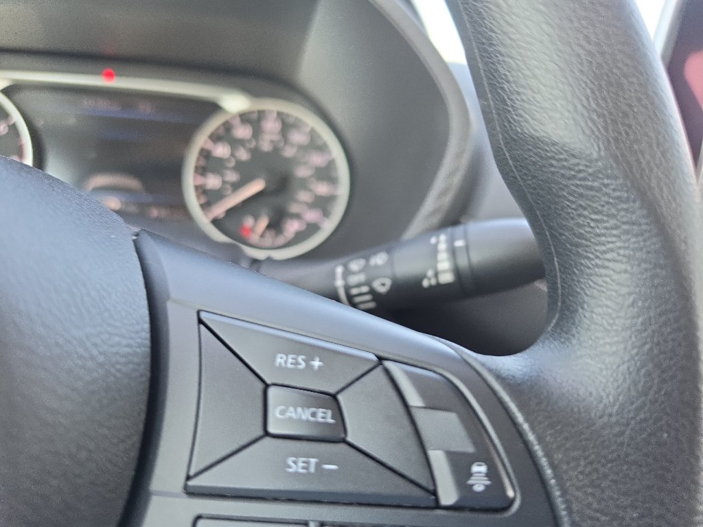 Used 2024 Nissan Sentra SV FWD image 28
