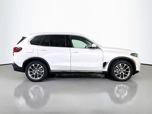 New 2026 BMW X5 xDrive40i image 8