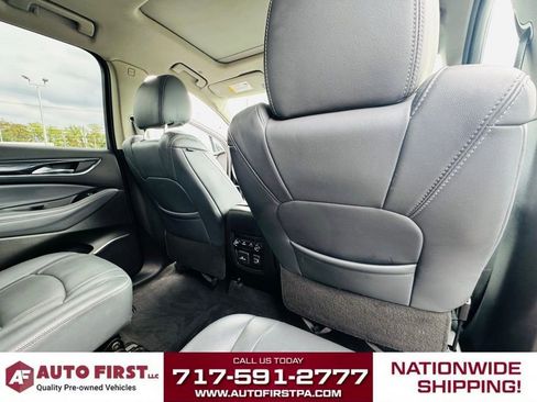 Used 2021 Buick Enclave Essence image 25