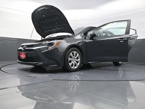 Certified 2024 Toyota Corolla LE FWD image 41