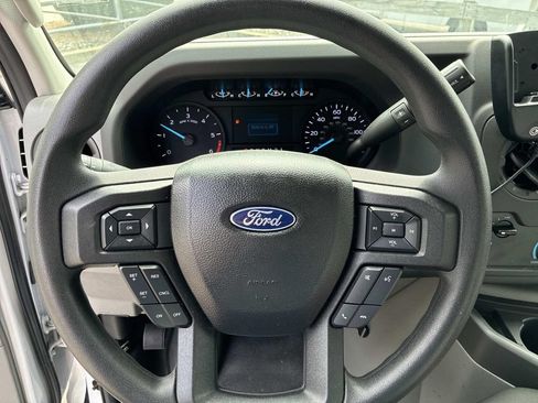 Used 2023 Ford E-350 and Econoline 350 Super Duty w/ Power Windows & Locks Group RWD image 33