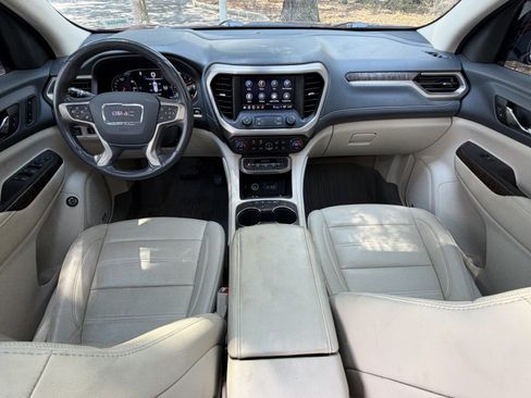 Used 2021 GMC Acadia Denali w/ Denali Technology Package FWD image 35