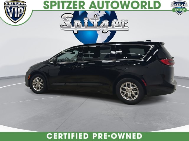 Used 2024 Chrysler Pacifica Touring-L FWD image 8