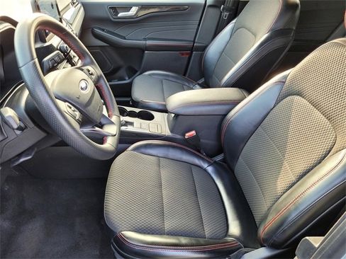 Used 2023 Ford Escape ST-Line image 18