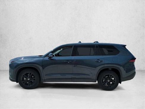 Used 2025 Toyota Grand Highlander AWD image 8
