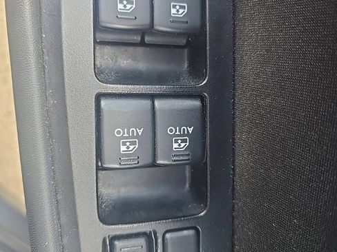 Used 2019 Subaru Legacy 2.5i Premium AWD/4WD image 11
