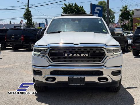 Used 2022 RAM 1500 Limited AWD/4WD image 2