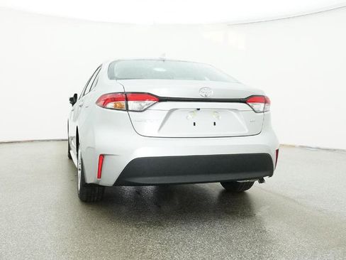 New 2026 Toyota Corolla LE image 15