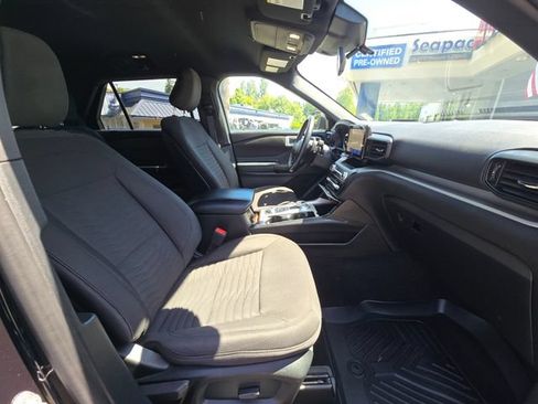Used 2020 Ford Explorer XLT AWD/4WD image 11