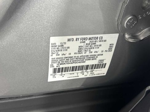 Used 2023 Ford Explorer XLT w/ Equipment Group 202A RWD image 35