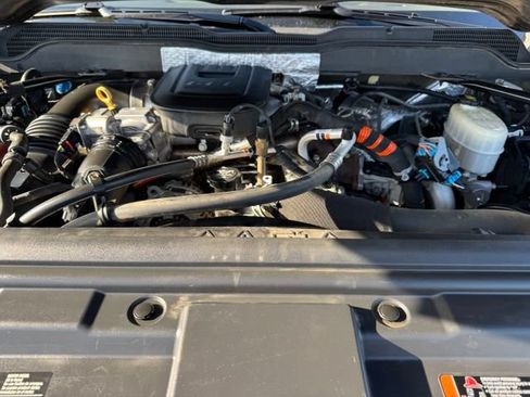 Used 2015 Chevrolet Silverado 2500 High Country w/ Duramax Plus Package AWD/4WD image 27