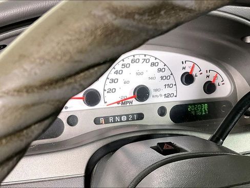 Used 2005 Ford Explorer Sport Trac XLS image 26