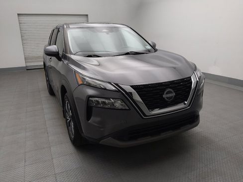 Used 2023 Nissan Rogue SV image 14