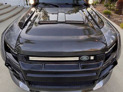 Used 2024 Land Rover Defender 110 X-Dynamic SE image 55