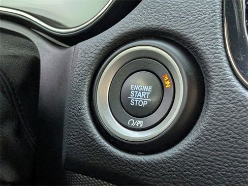 Used 2019 Dodge Durango R/T image 28