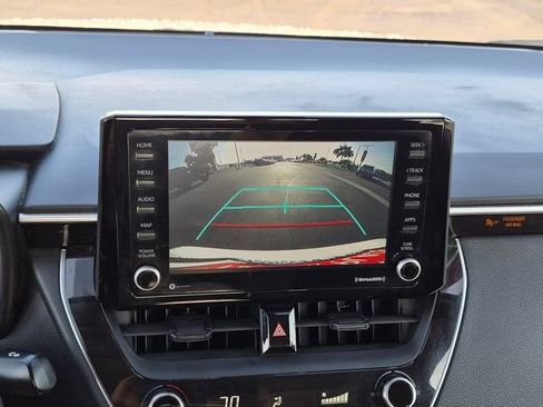 Used 2022 Toyota Corolla LE FWD image 21