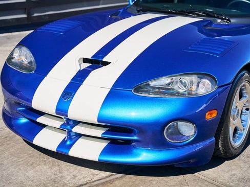 Used 1996 Dodge Viper GTS RWD image 8