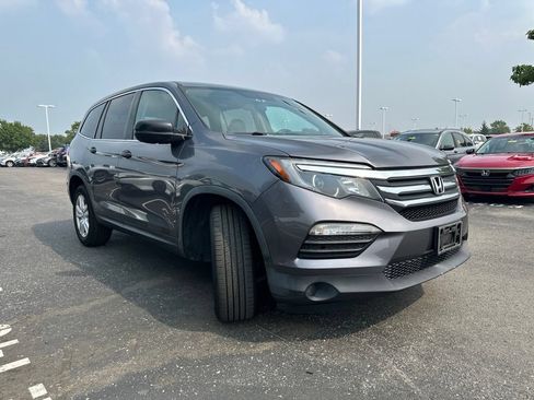 Used 2016 Honda Pilot LX image 12