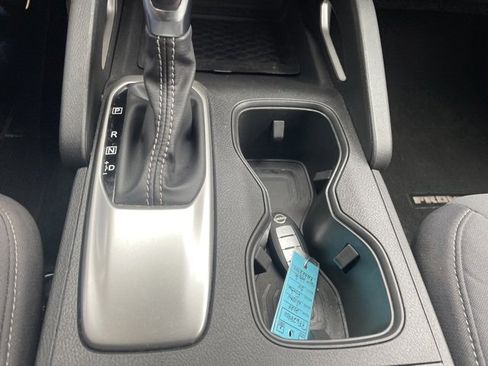 Used 2024 Nissan Frontier SV w/ SV Convenience Package image 30