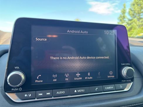 Used 2021 Nissan Rogue S AWD/4WD image 23