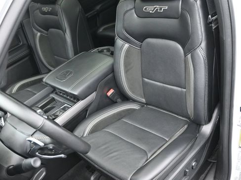 Used 2023 RAM 1500 Laramie AWD/4WD image 13