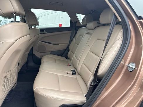 Used 2016 Hyundai Tucson Limited FWD image 8