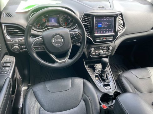 Used 2020 Jeep Cherokee Limited FWD image 20
