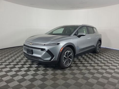 New 2026 Chevrolet Equinox EV LT image 8