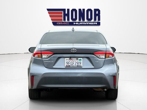 Used 2023 Toyota Corolla LE FWD image 5