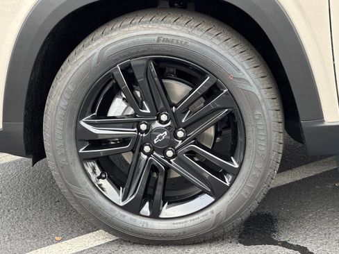 New 2026 Chevrolet Trax ACTIV w/ Driver Confidence Package image 24