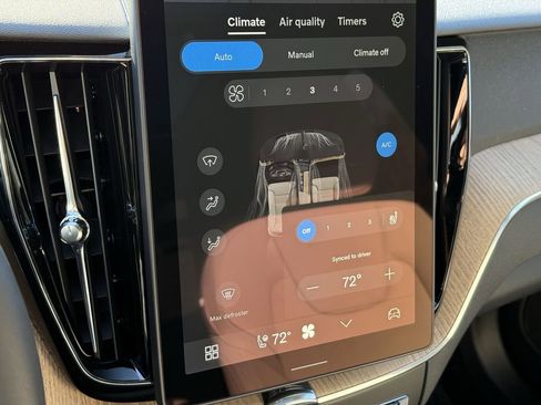 New 2026 Volvo XC60 B5 Plus w/ Protection Package Premier image 23