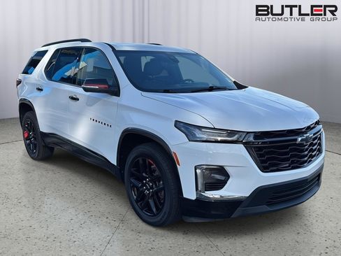 Used 2022 Chevrolet Traverse Premier w/ Redline Edition image 6
