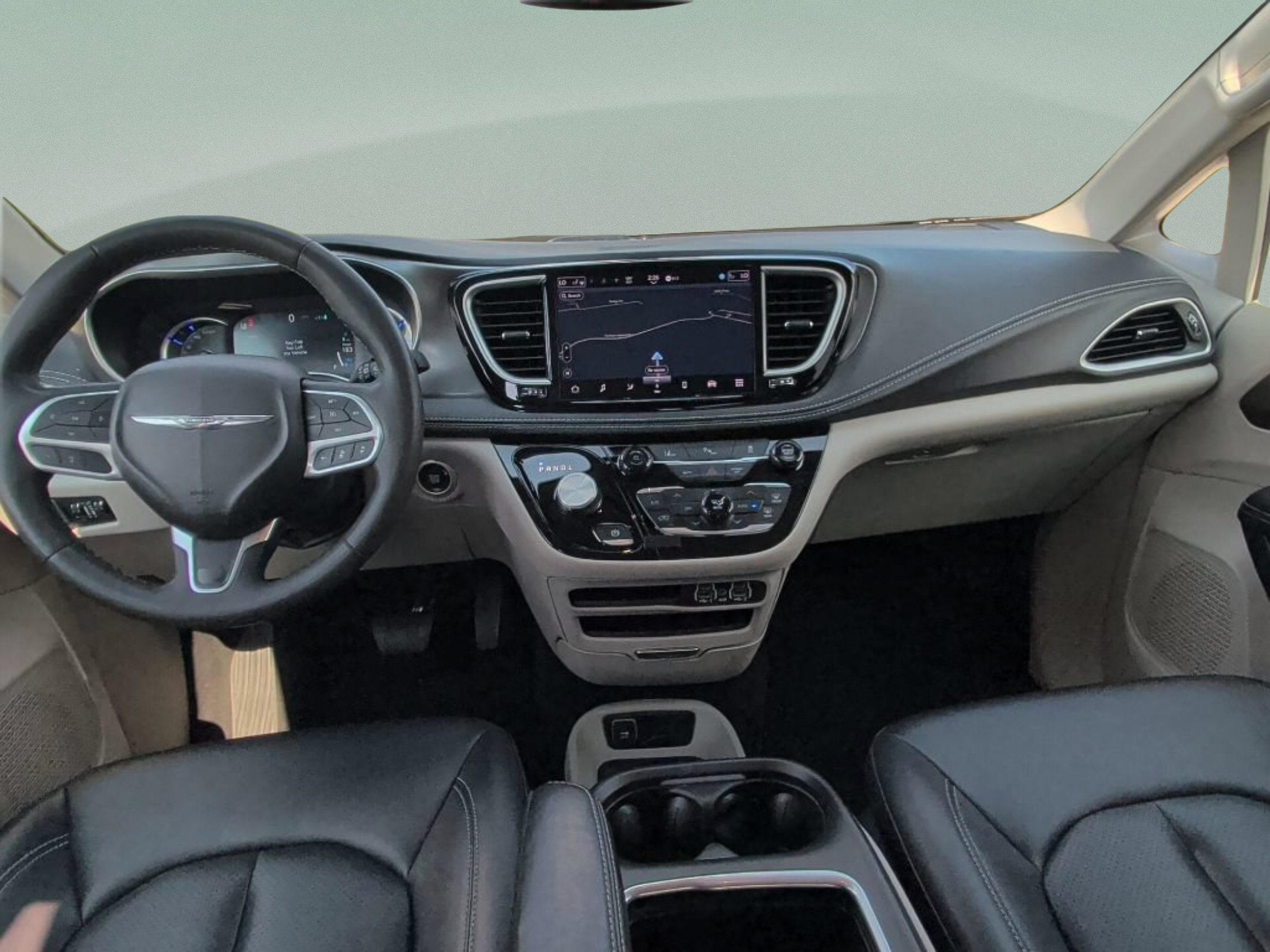 Used 2024 Chrysler Pacifica Limited FWD image 42
