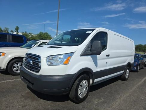 Used 2018 Ford Transit 250 130 Low Roof w/ Exterior Upgrade Package RWD image 1
